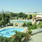 מלון דירות Fili Tigaki