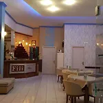 Fili מלון דירות 2*