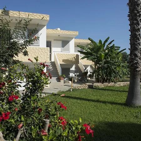 Fili Apartmanhotel Tigaki