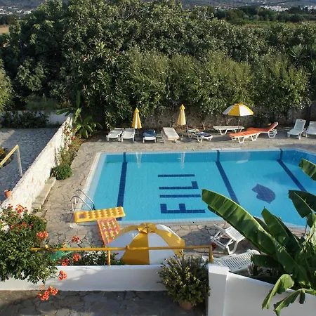 Fili Apartmanhotel 2*