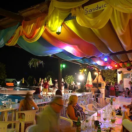 Fili Aparthotel Tigaki